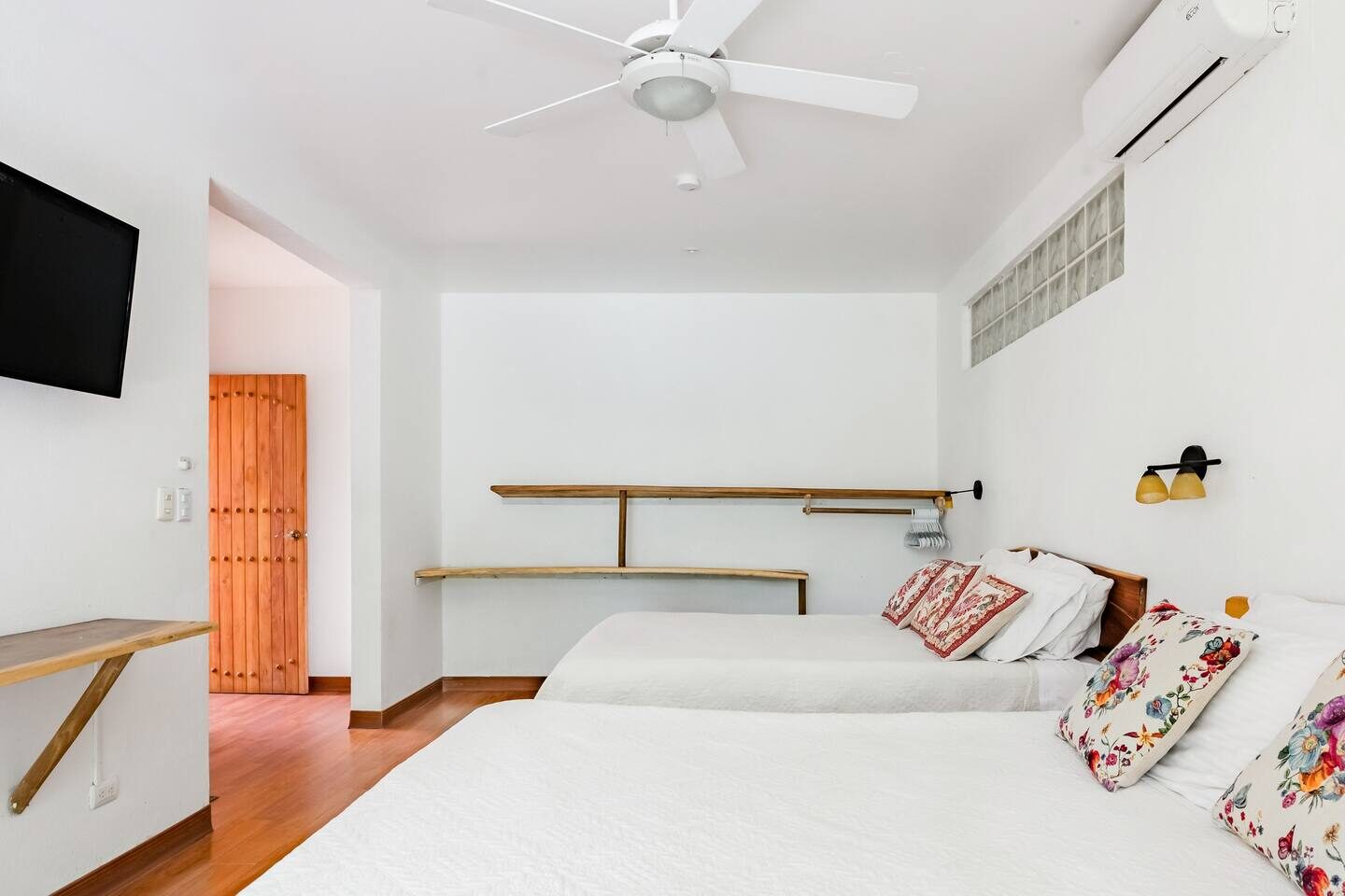 #1 Habitación jardín King & Queen: detalle interior